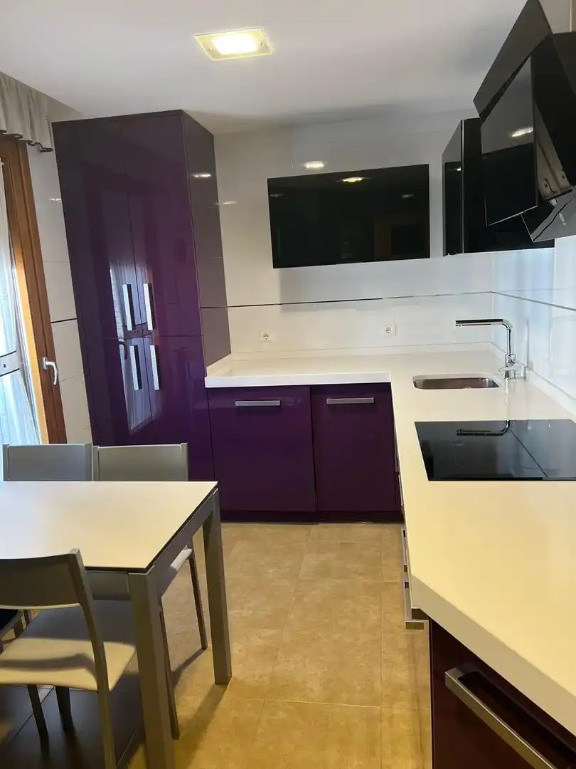 Piso en venta en Calle Pozo Albar, 5, La Florida - San Pedro Cocina de Piso en venta en Soria Capital con Trastero, Parking comunitario y Balcón