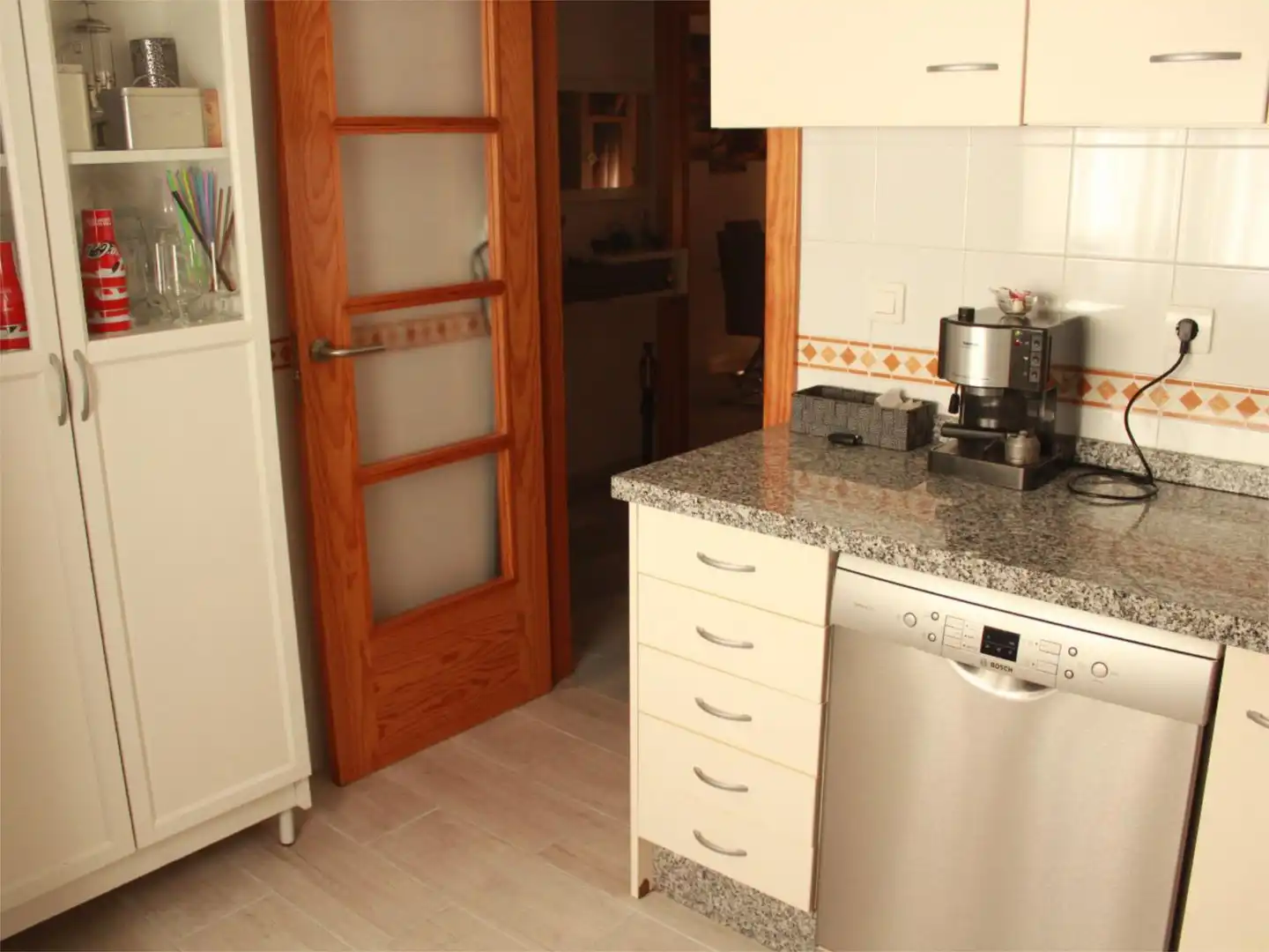 Kitchen of Detached homes for sale in Villanueva del Ariscal  with Air Conditioner, Terrace and Balcony
