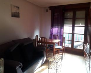 Bedroom of Apartment to rent in Oviedo   with Terrace