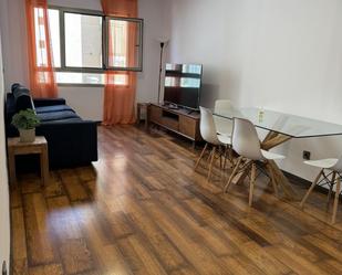 Living room of Flat to rent in Las Palmas de Gran Canaria  with Air Conditioner, Parquet flooring and Furnished