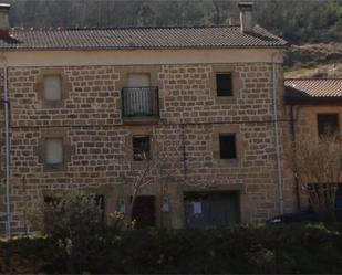 Vista exterior de Casa o xalet en venda en Miranda de Ebro amb Traster i Moblat