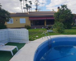 Piscina de Casa o xalet en venda en Elche / Elx amb Aire condicionat, Calefacció i Jardí privat