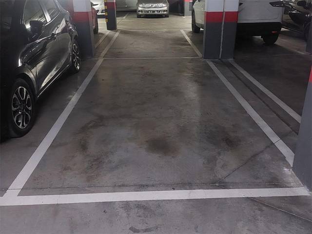 Garaje en Alquiler en Calle de Barrilero, 2 en Adelfas