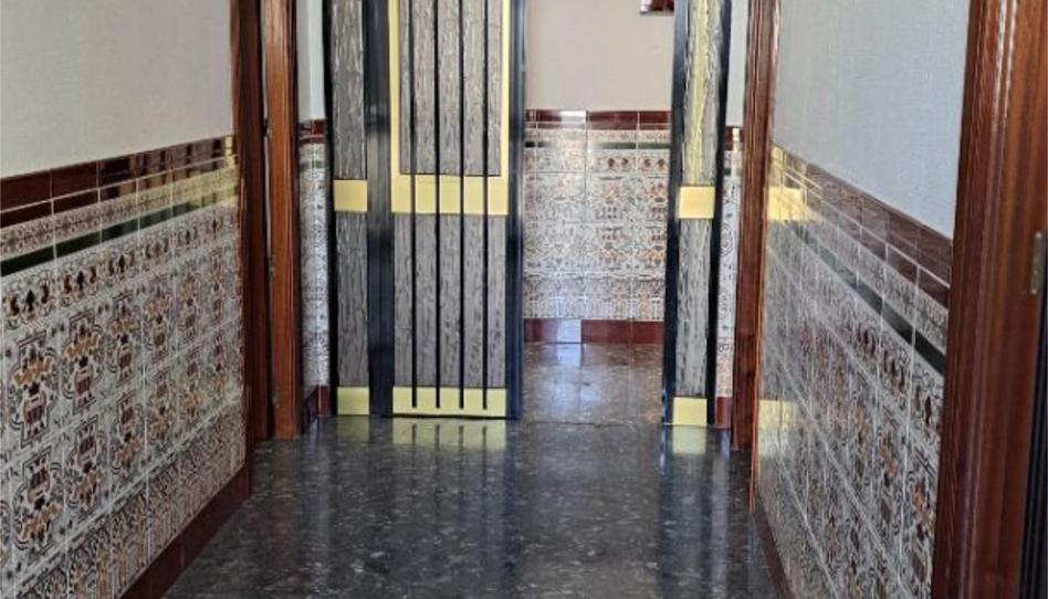 Casa adosada en venda a Calle Alcalá del Río, 32, Nueva Alcalá, Alcalá de Guadaira - imatge 1 Foto 1 de Casa adosada en venda a Calle Alcalá del Río, 32, Nueva Alcalá, Alcalá de Guadaira