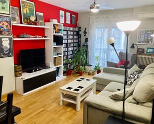 Living room of Flat for sale in  Madrid Capital  with Air Conditioner, Heating and Storage room