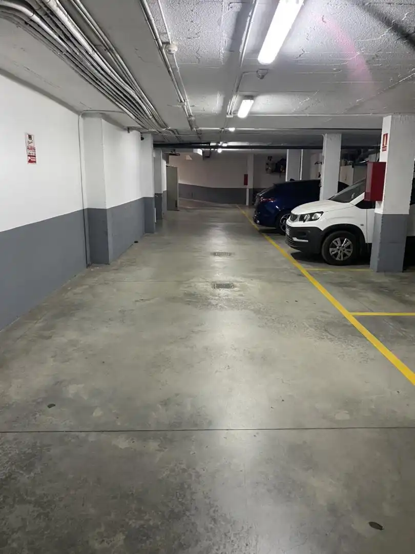 Garage for rent in Calle Herreros, 16, Camino Viejo de Málaga Parking of Garage for rent in Vélez-Málaga