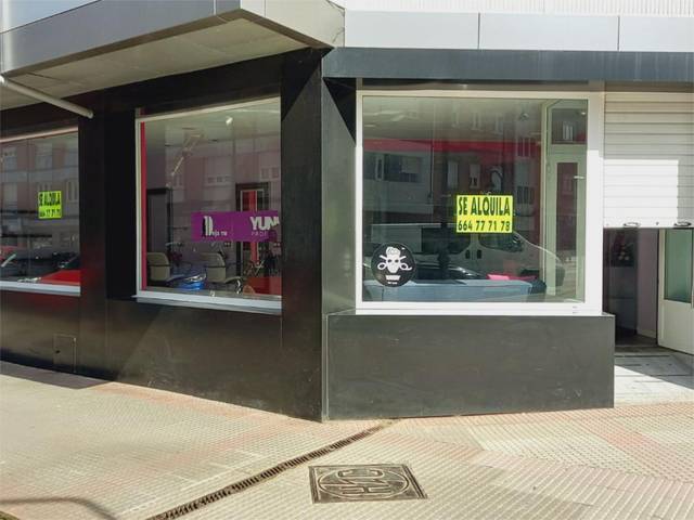 Local comercial en Alquiler en Calle Libertad, 8 en Piedras Blancas
