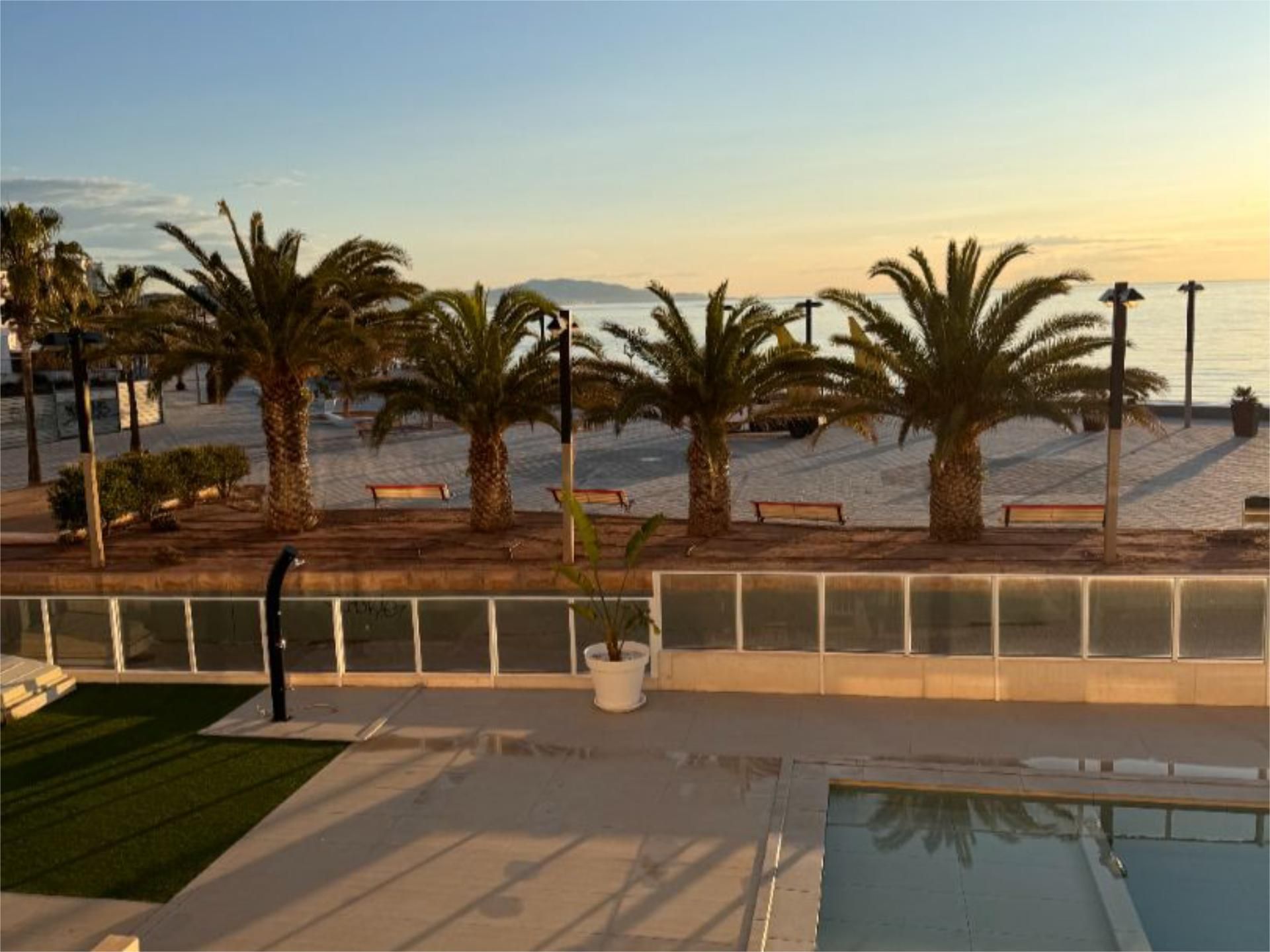 Terrassa de Apartament en venda en Oropesa del Mar / Orpesa amb Aire condicionat, Terrassa i Piscina