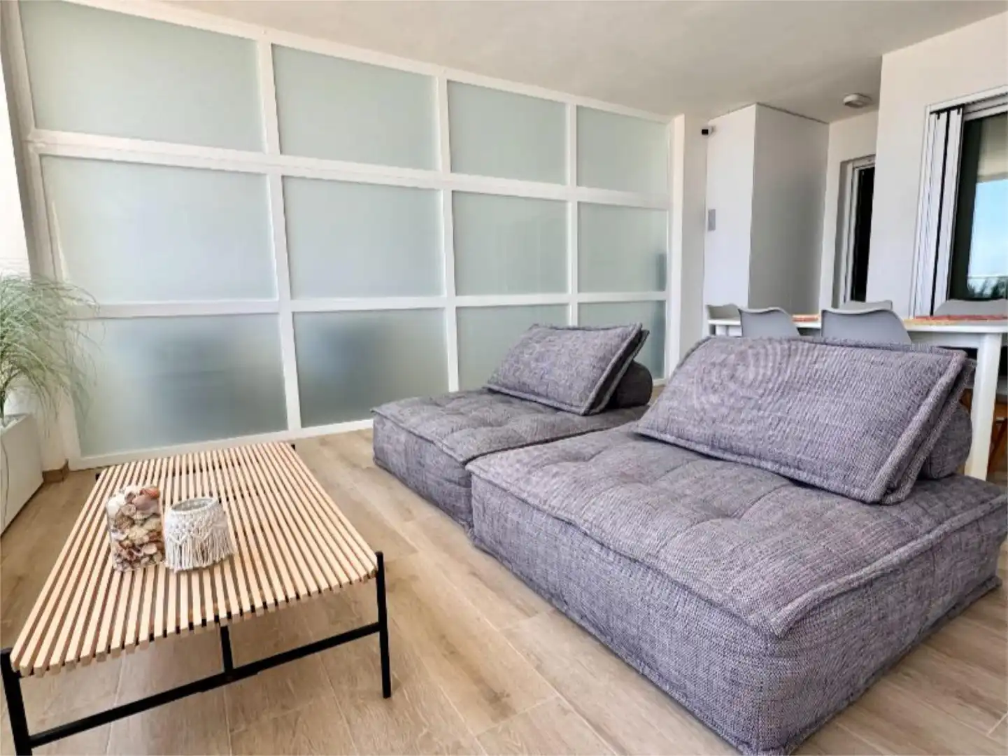 Apartamento en venta en Plaça de Mallorca, 3, Playa de la Concha Sala de estar de Apartamento en venta en Oropesa del Mar / Orpesa con Aire acondicionado, Terraza y Piscina