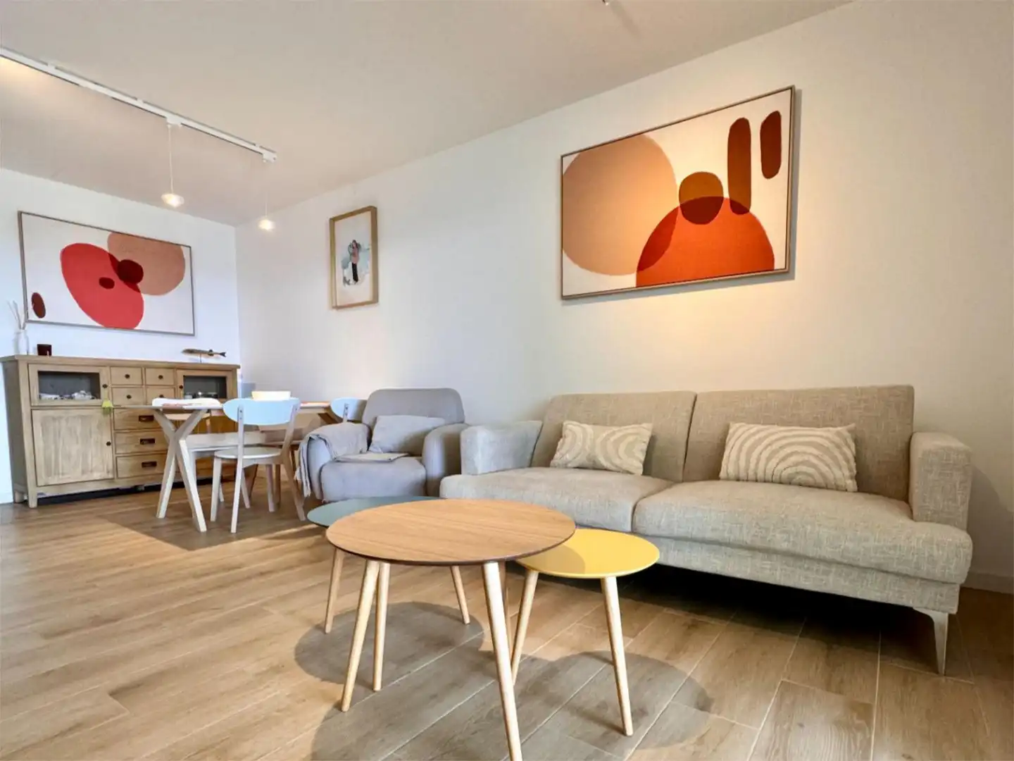 Apartamento en venta en Plaça de Mallorca, 3, Playa de la Concha Sala de estar de Apartamento en venta en Oropesa del Mar / Orpesa con Aire acondicionado, Terraza y Piscina