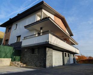 Vista exterior de Casa o xalet en venda en Gabiria amb Terrassa