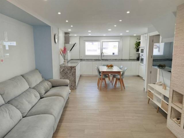 Casa adosada en Venta en Calle del Carmen, 9 en Cómpeta