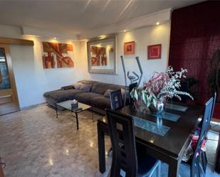 Living room of Flat for sale in Girona Capital  with Air Conditioner, Terrace and Balcony