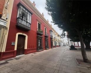 Vista exterior de Pis en venda en San Fernando amb Jardí privat, Terrassa i Traster