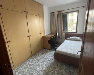 Bedroom of Flat to share in  Santa Cruz de Tenerife Capital  with Furnished, Oven and Washing machine