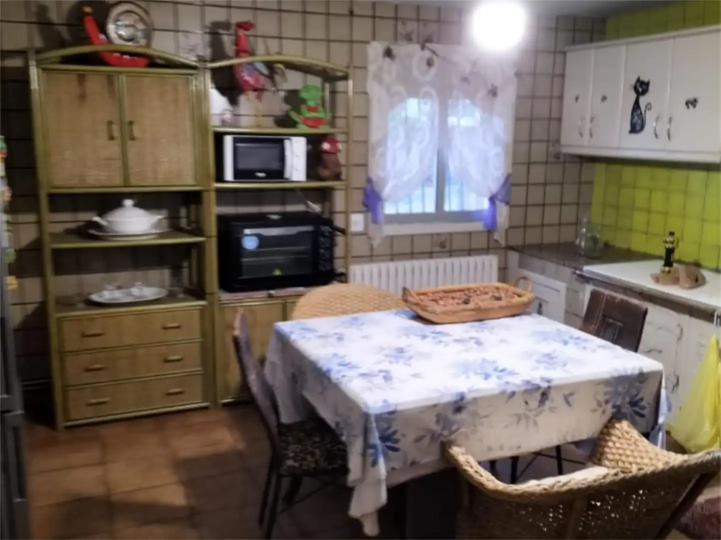 Casa o xalet en venda a N-540, 3, Coles Cuina de Casa o xalet en venda en Coles amb Calefacció, Jardí privat i Terrassa