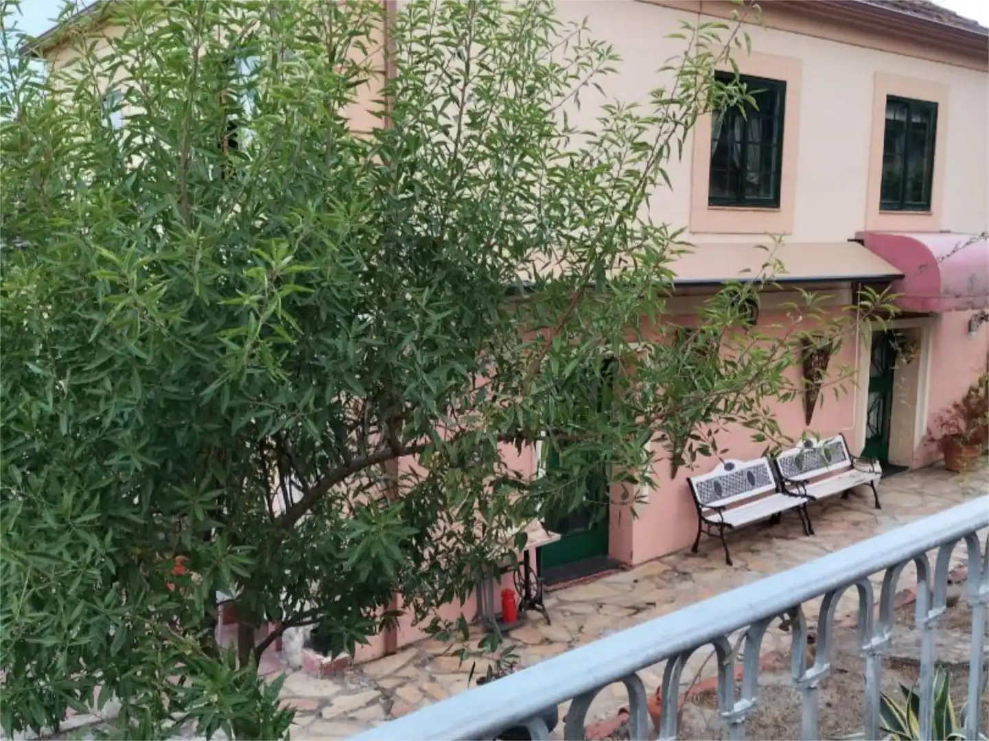 Casa o xalet en venda a N-540, 3, Coles Terrassa de Casa o xalet en venda en Coles amb Calefacció, Jardí privat i Terrassa