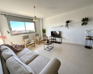 Living room of Flat to rent in Vandellòs i l'Hospitalet de l'Infant  with Air Conditioner, Heating and Furnished