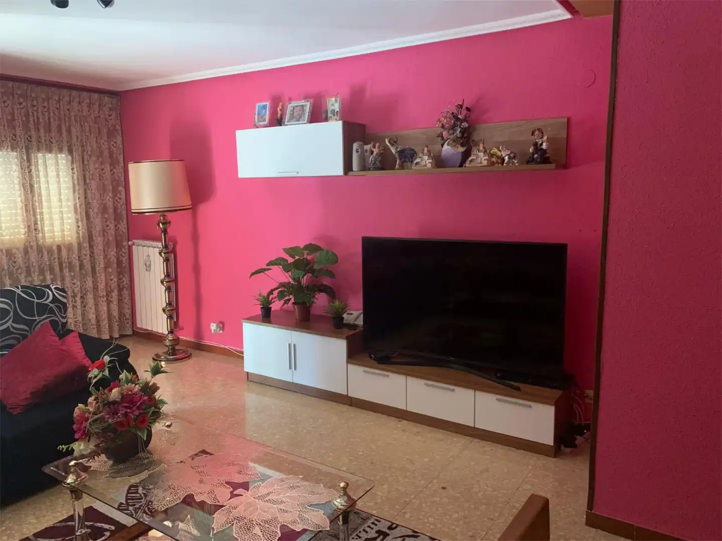Piso en venta en Calle Diputación Provincial, 15, Daroca Sala de estar de Piso en venta en Daroca con Calefacción, Terraza y Amueblado