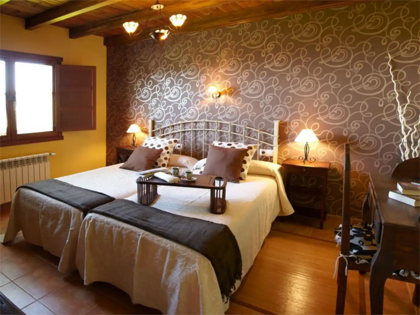 Schlafzimmer von Wohnung zur Miete in Navia mit Heizung, Terrasse und Möbliert