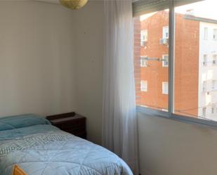 Bedroom of Flat to share in Aranjuez  with Heating, Parquet flooring and Furnished