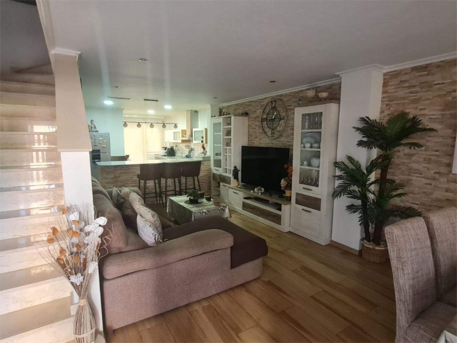 Living room of Single-family semi-detached for sale in Elche / Elx