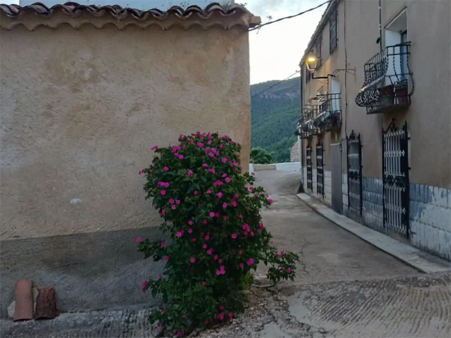 Piso en venta en Poblado Graya, 56, Yeste Vista exterior de Piso en venta en Yeste