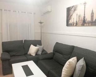 Living room of House or chalet to rent in  Sevilla Capital  with Terrace, Storage room and Furnished