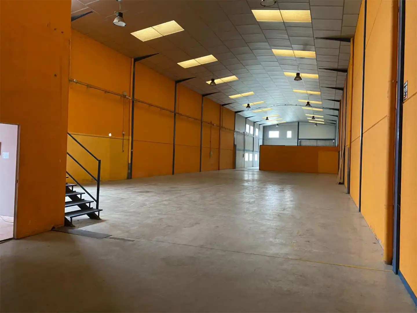 Industrial buildings for sale in Calle de la Madera, 21, Carranque Industrial buildings for sale in Calle de la Madera, 21, Carranque