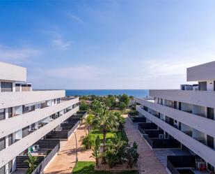 Vista exterior de Pis en venda en L'Ametlla de Mar  amb Aire condicionat, Piscina i Balcó