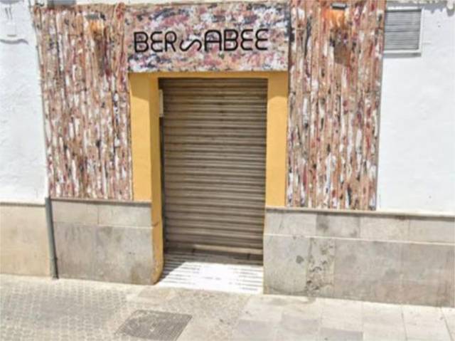Local comercial en Venta en Avenida Micaela Aramburu de Mora, 20 en Casco Histórico - Ribera del Marisco