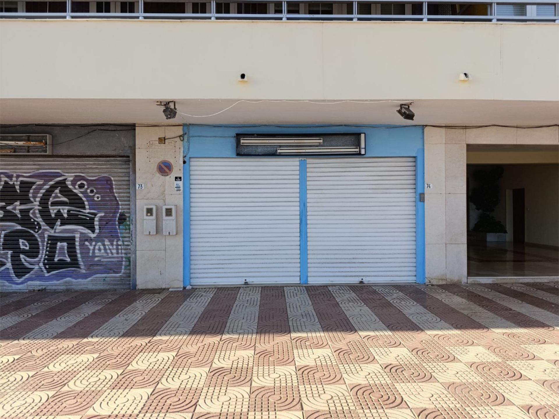 Local de lloguer en Roquetas de Mar