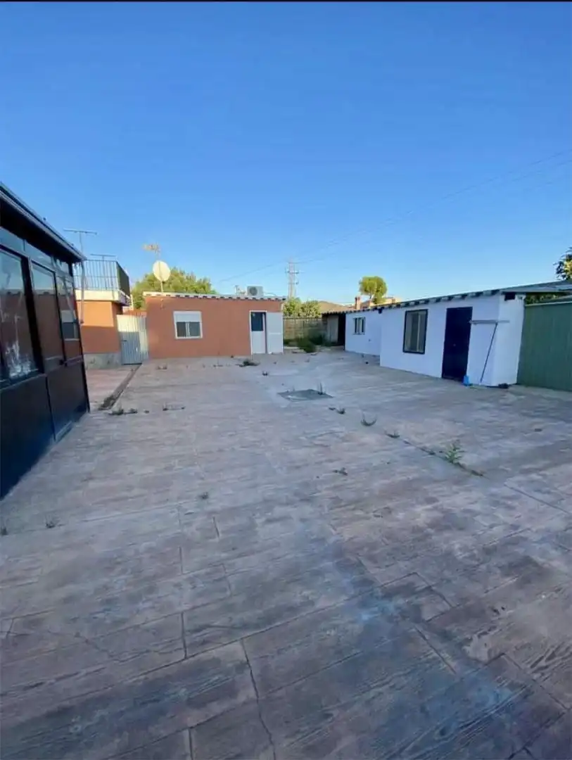 Casa o xalet en venda a Calle Costa de la Luz, 10, El Juncal - Vallealto Vista exterior de Casa o xalet en venda en El Puerto de Santa María amb Aire condicionat, Jardí privat i Terrassa