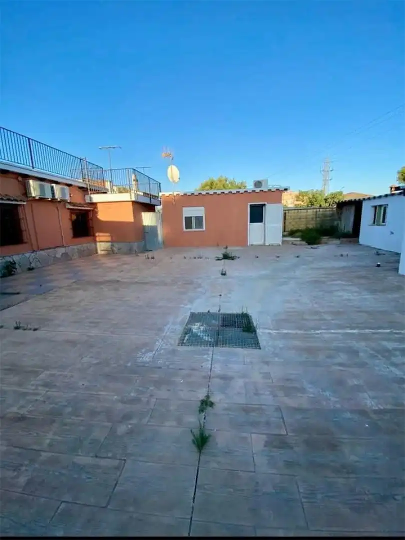 Casa o xalet en venda a Calle Costa de la Luz, 10, El Juncal - Vallealto Vista exterior de Casa o xalet en venda en El Puerto de Santa María amb Aire condicionat, Jardí privat i Terrassa