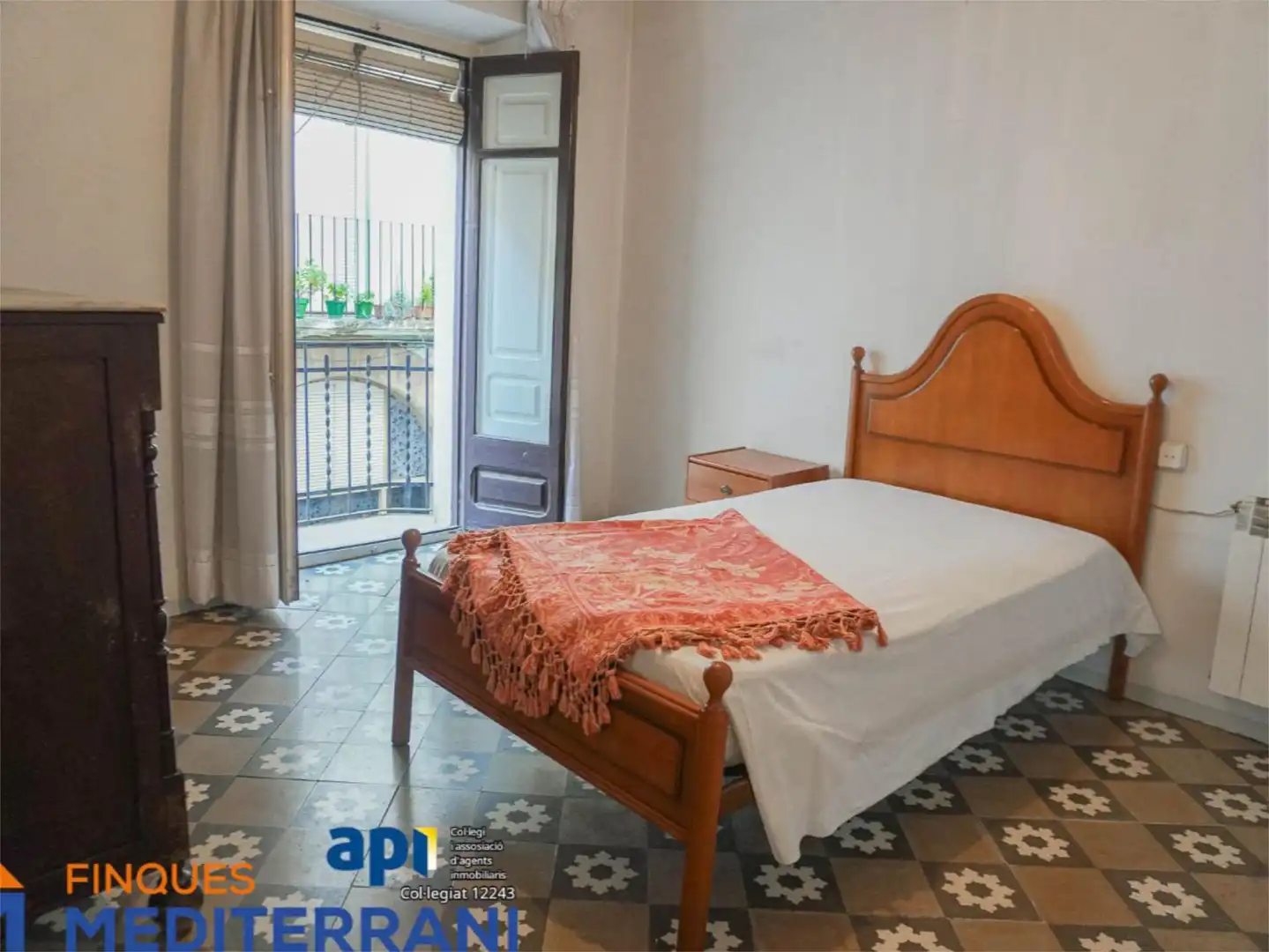 Casa adosada en venda a Carrer Galanes, 8, Riudoms Dormitori de Casa adosada en venda en Riudoms amb Terrassa i Balcó