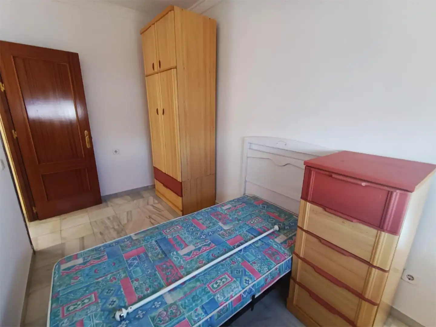 Piso de alquiler en Calle Fray Diego de Hojeda, 20, Barrio del Nervión Piso de alquiler en Calle Fray Diego de Hojeda, 20, Barrio del Nervión