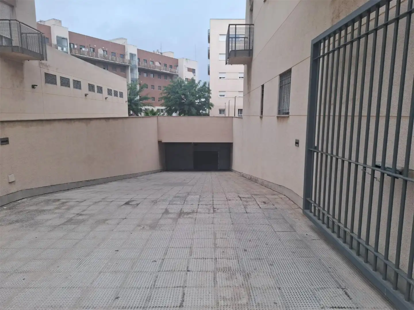 Garaje en venta en Avenida de las Caracolas, Puente Mayorga - Campamento