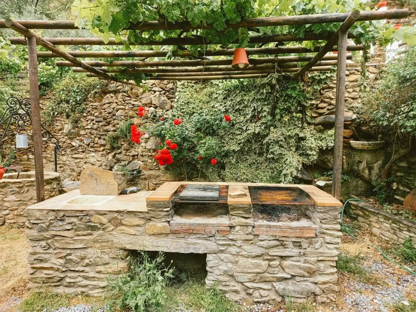 Finca rústica en venda a Barrio Reul Bajo, 1, Laroya Terrassa de Finca rústica en venda en Laroya amb Calefacció, Jardí privat i Terrassa