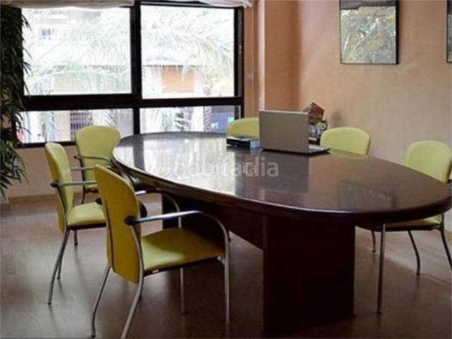 Oficina en Alquiler en Passeig de les Germanies, 98 en Beniopa - Sant Pere