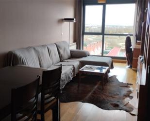 Living room of Flat for sale in Aranda de Duero  with Heating, Parquet flooring and Storage room