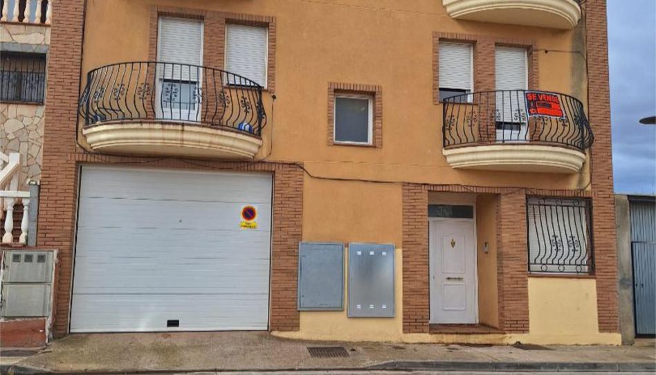 Piso en venta en Paseo Ramos Arribas, 32, Alfamén, Zaragoza - imagen 1 Foto 1 de Piso en venta en Paseo Ramos Arribas, 32, Alfamén, Zaragoza