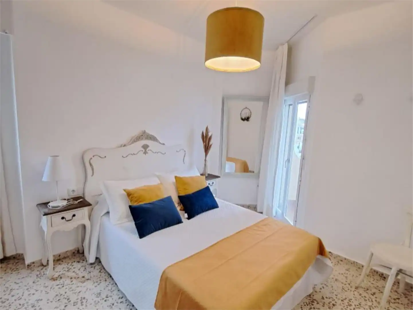 Habitación de Piso de alquiler en Sanlúcar de Barrameda con Aire acondicionado, Calefacción y Amueblado