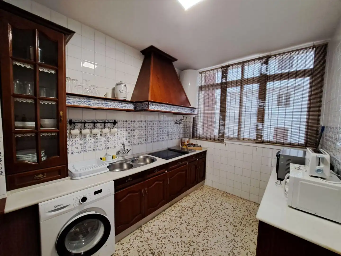Cocina de Piso de alquiler en Sanlúcar de Barrameda con Aire acondicionado, Calefacción y Amueblado
