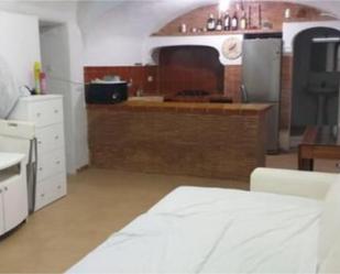 Kitchen of Flat for sale in La Bisbal d'Empordà