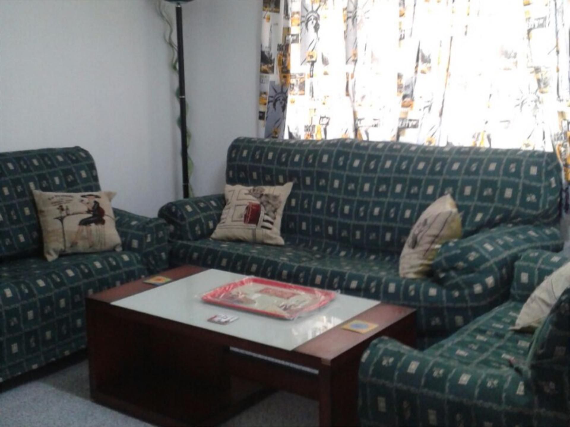 Flat to share in Calle Doctor Francisco Vázquez Limón, 10, Centro
