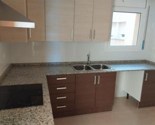 Kitchen of Flat to rent in Tortosa  with Community parking and Balcony