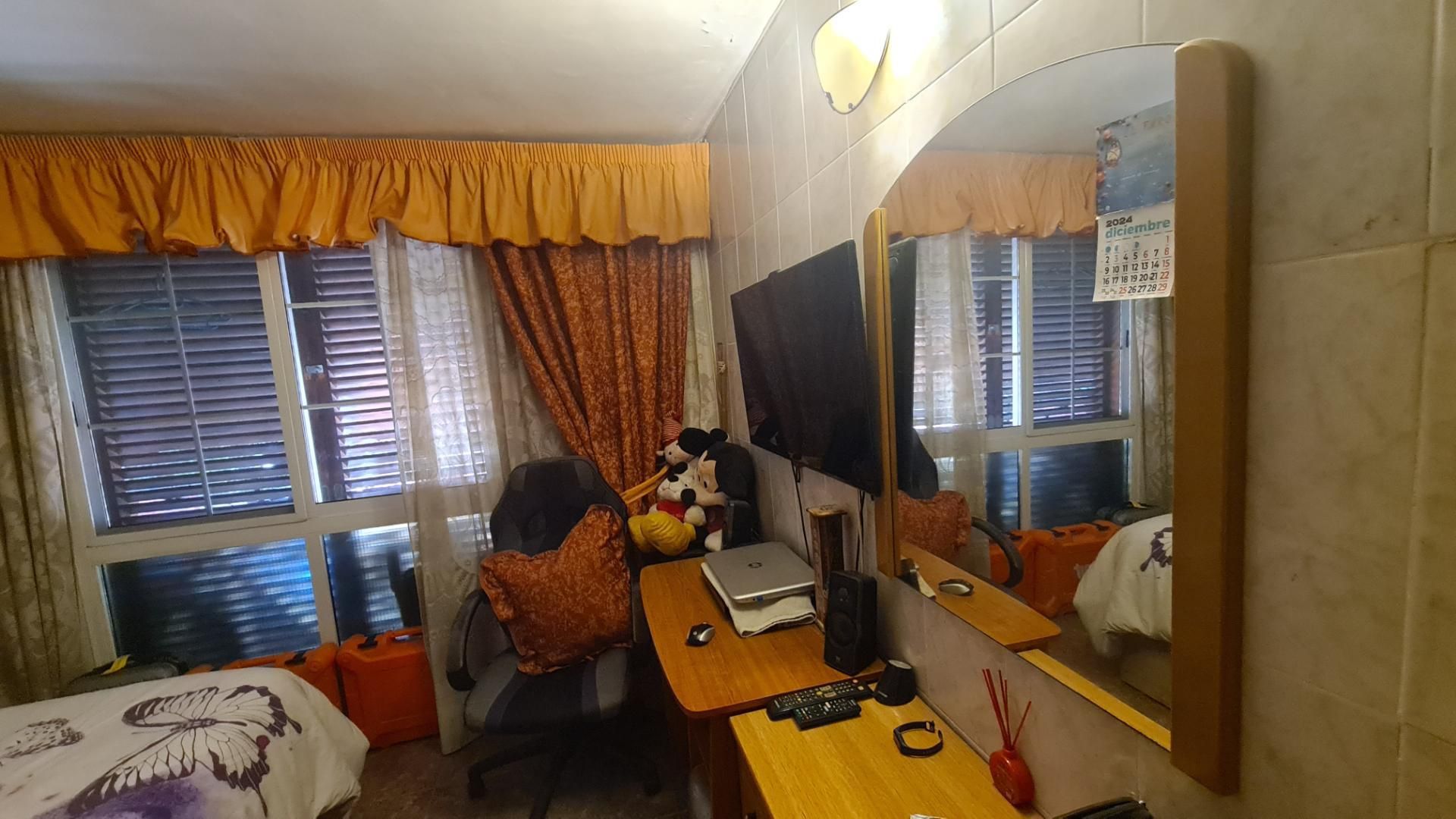 Apartament per a compartir a Carrer Vial Flora de España, 2, Albufereta
