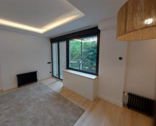 Flat for sale in  Madrid Capital  with Terrace