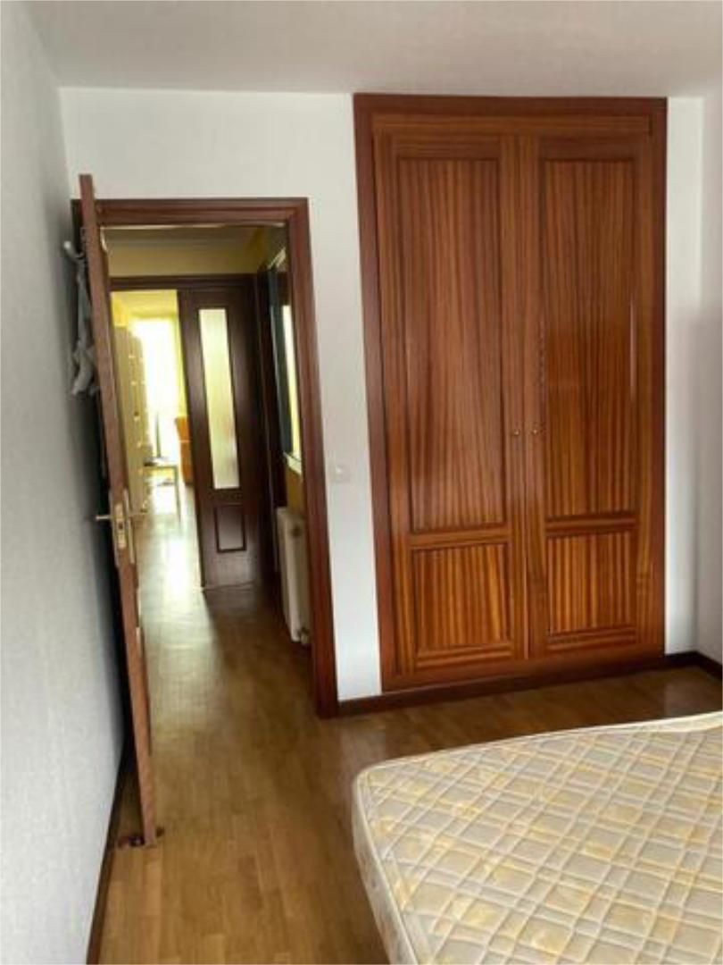 Piso en venta en Ávila Capital con Calefacción, Terraza y Amueblado