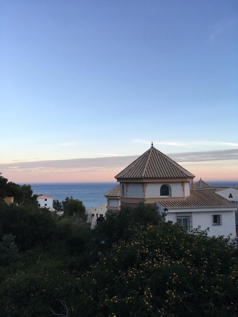 Vista exterior de Casa o xalet en venda en Salobreña amb Aire condicionat, Calefacció i Parquet